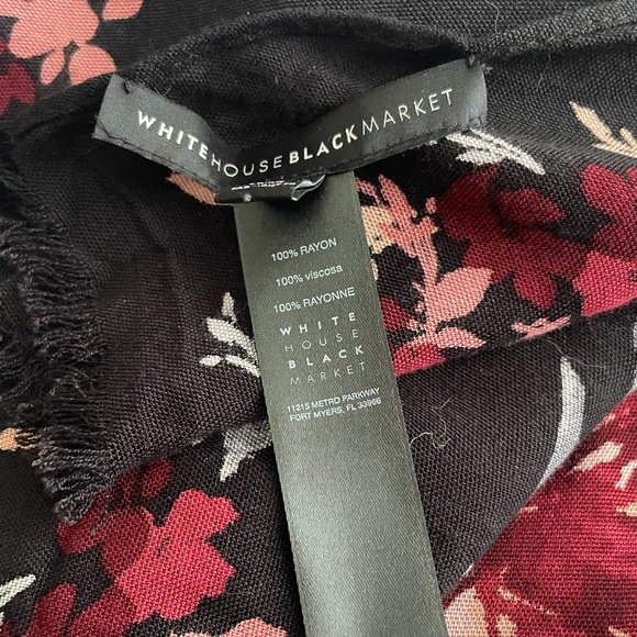 White House Black Market WHBM Floral Rayon Oblong Scarf - Picture 6 of 6